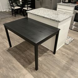 Kitchen table (black)