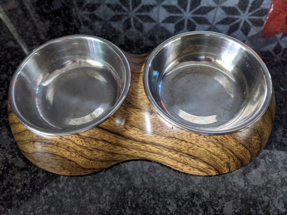 Double Cat Food Bowl