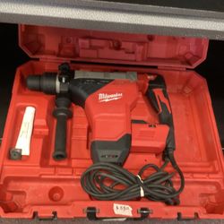 Milwaukee Corded 1 3/4 Rotary Hammer $550