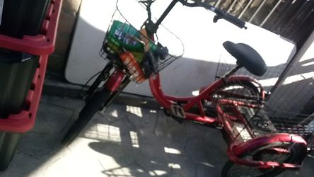 E Wheels Electric Trycyle