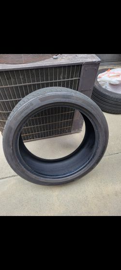 Continental Tire (1) 225/40R18