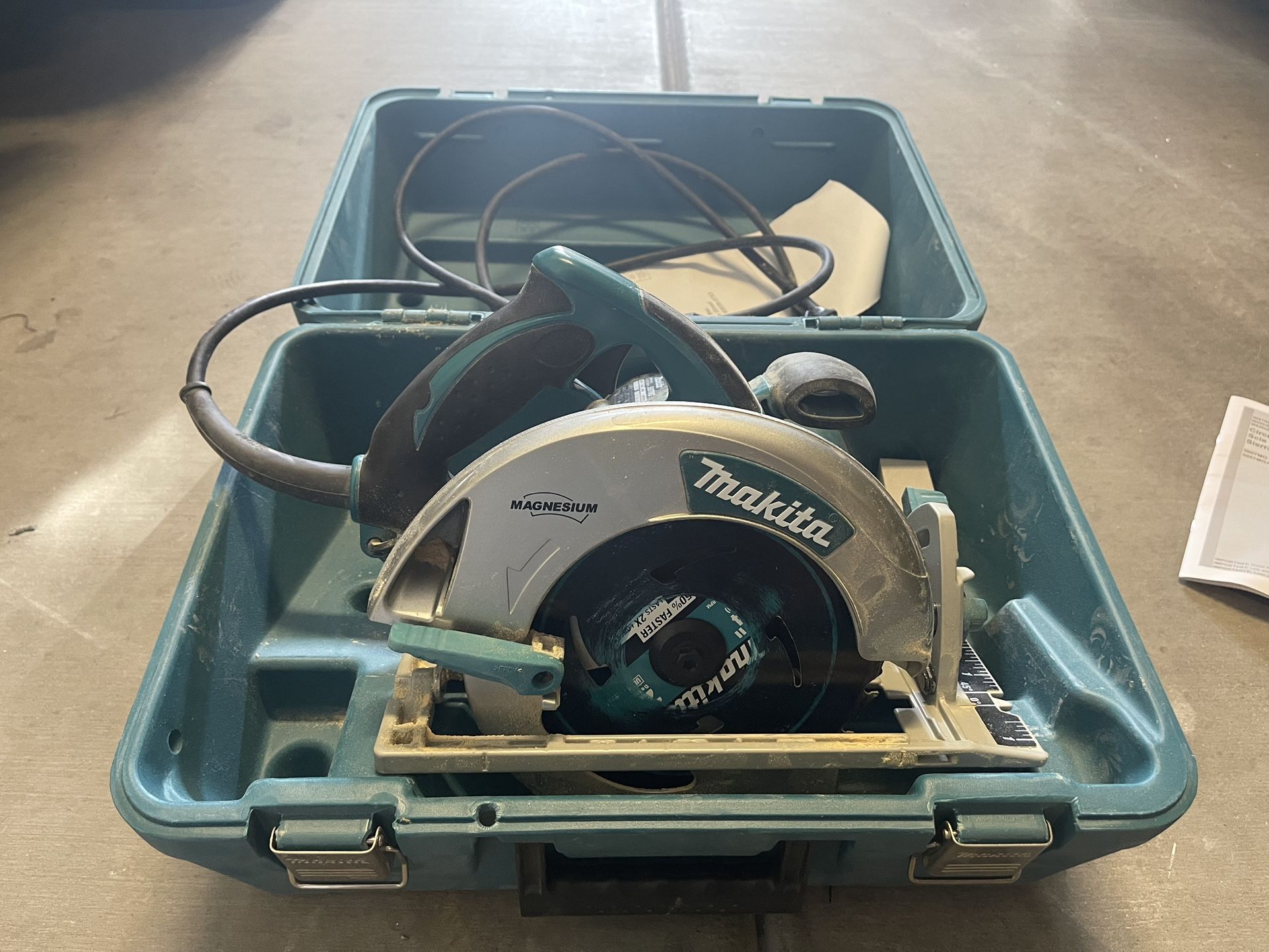 Makita Circular Saw