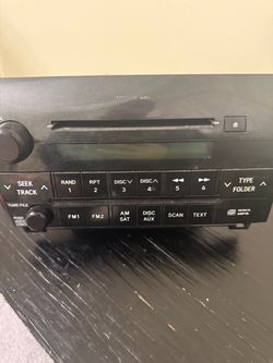 Toyota Tundra 2010-2013 OEM CD Radio Player A51(contact info removed)0-0C290