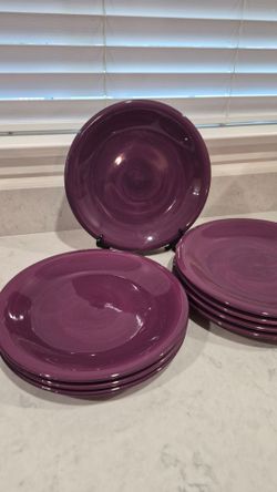 Purple ceramic plates, 8 counts