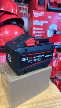 Milwaukee M18 18V Lithium-Ion REDLITHIUM FORGE HD 12.0 Ah Battery Pack
