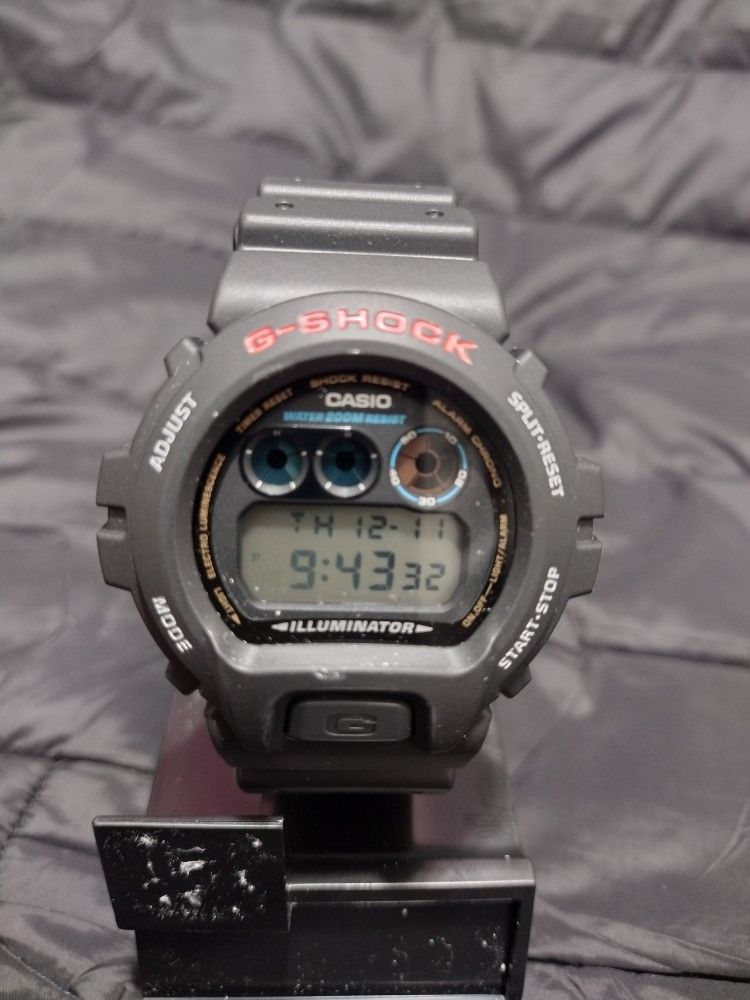 G-Shock Men's Watch Model DW6900-1VWT