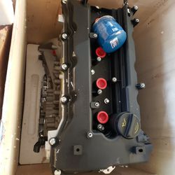 Hyundai Tucson 2.4L G4KE 4-Cylinder Long Block Engine 