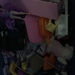 200 toys