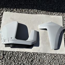 Chevy Silverado Bumper End 2019-2024, Chevy Silverado Bumper Trim, extension, Chevy Silverado Bumper, OEM ORIGINAL PART, need paint only, $100 Each Si