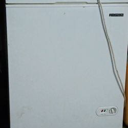 Thompson chest freezer 