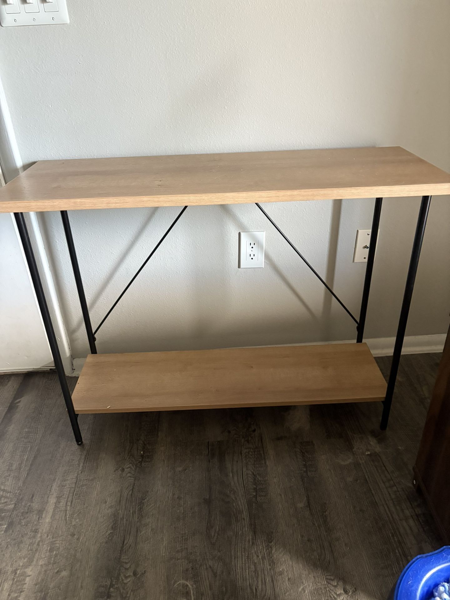 Entry Way Table