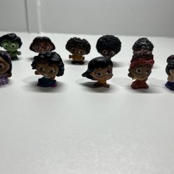 Disney Doorables Figure Collection Peek Encanto  10 piece’s