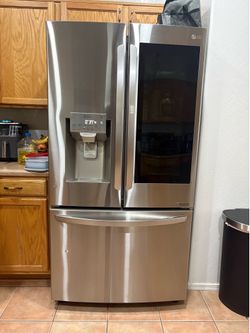 LG refrigerator stainless steel bottom freezer
