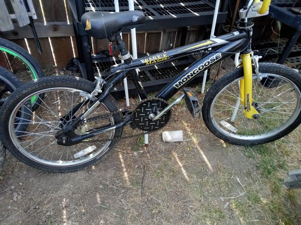 20" Boy's"Black Magic " Mongoose BMX Bike