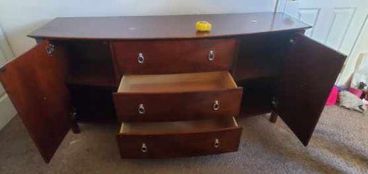 Dresser w mirror