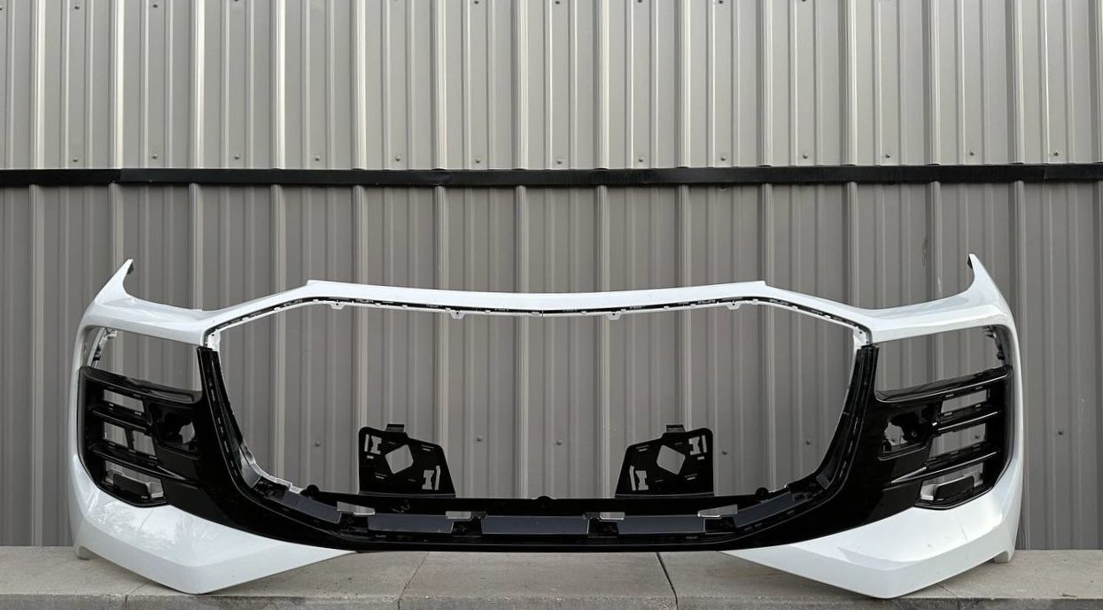 AUDI Q6 E TRON ETRON FRONT BUMPER ORIGINAL WHITE 2025 2026 + BLACK PANEL