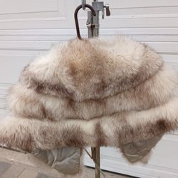 New rabbit fur jacket, brand new, marrow brown White color, size L.