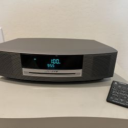 Bose Wave Music System AWRCC1 AM/FM CD Player AUX w/ Remote Tested
