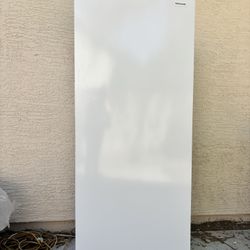 Frigidaire Free Standing Freezer