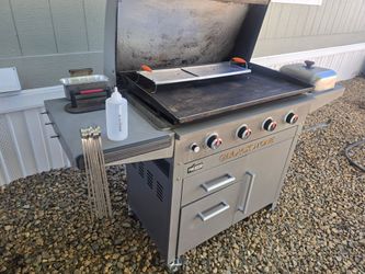 Blackstone Pro Series 4-Burner Griddle