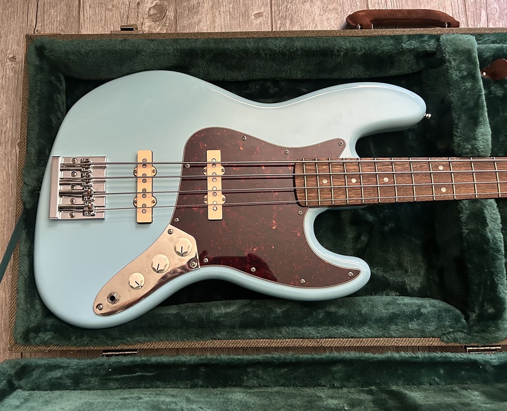 Squier Classic Vibe 60s Jazz Bass