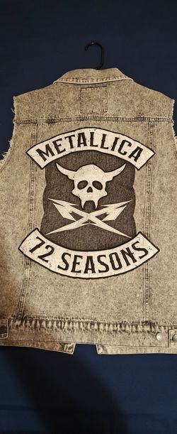 XL Metallica 72 Seasons Battle Vest '25