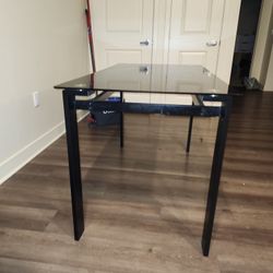 Yoglad Dining Table 