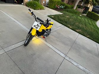 Modded mx650 Electric Razor Dirt Bike