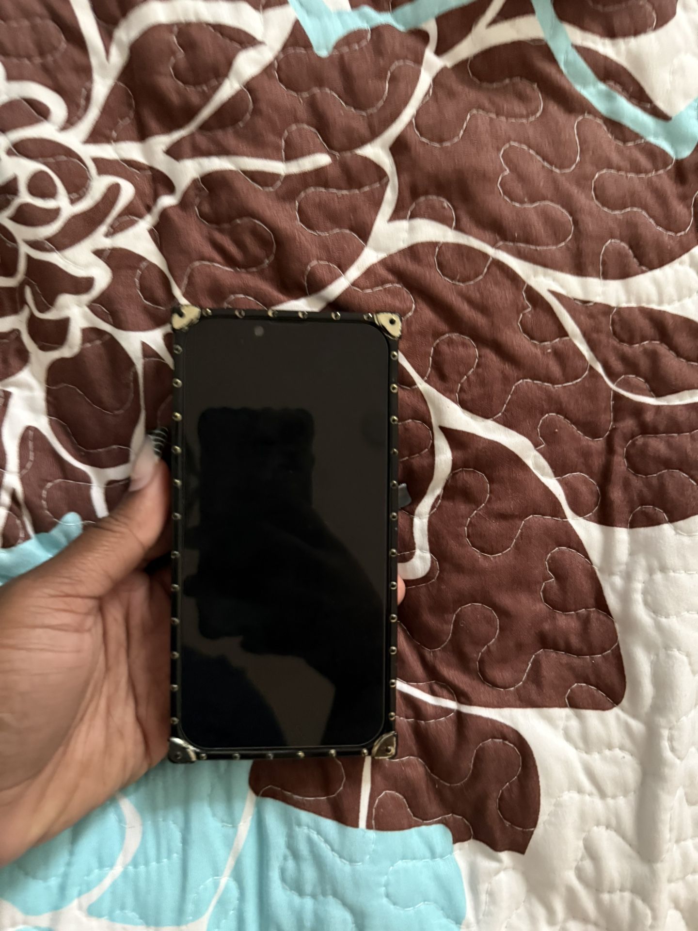 iPhone 13