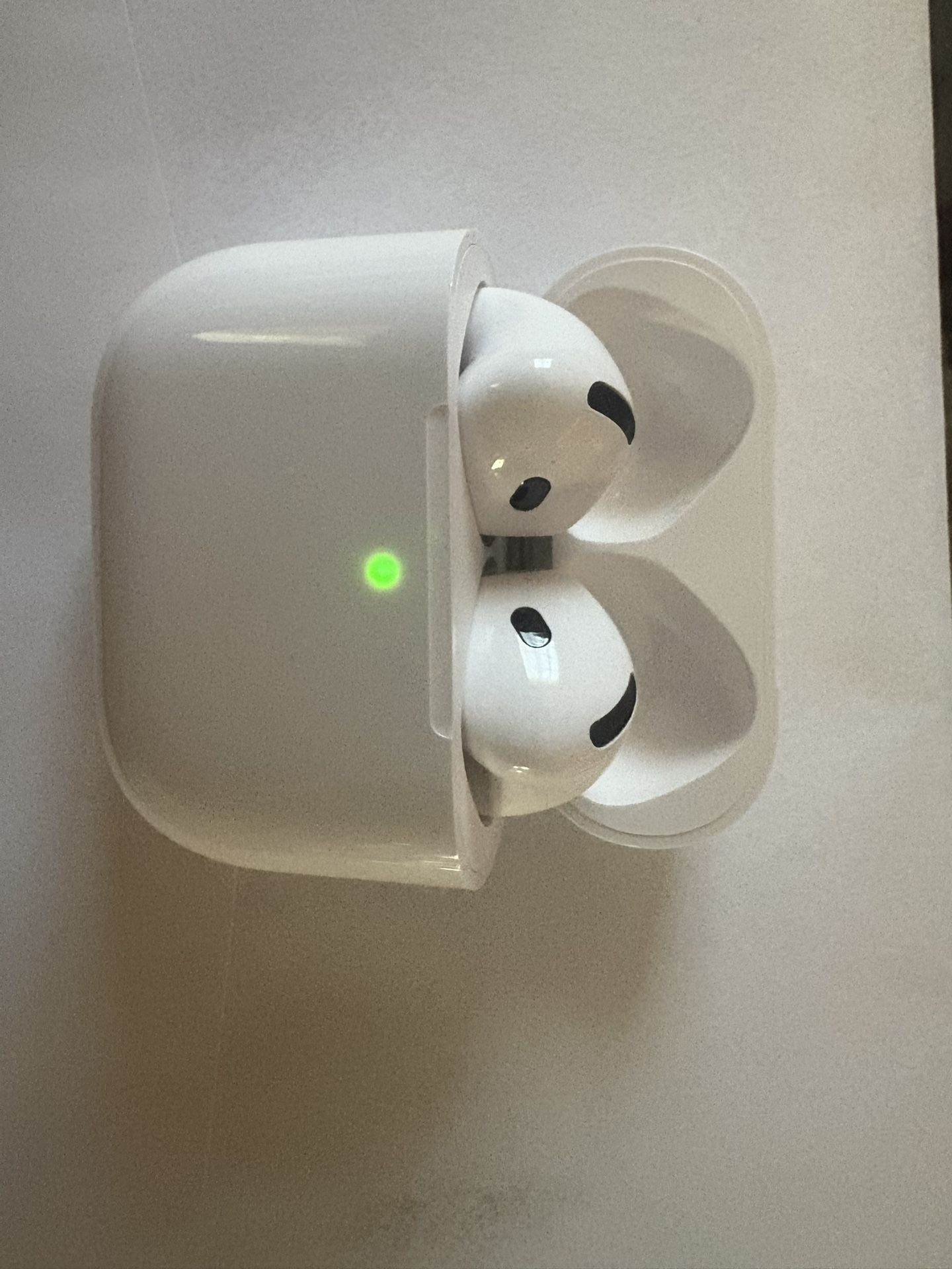 airpods 4