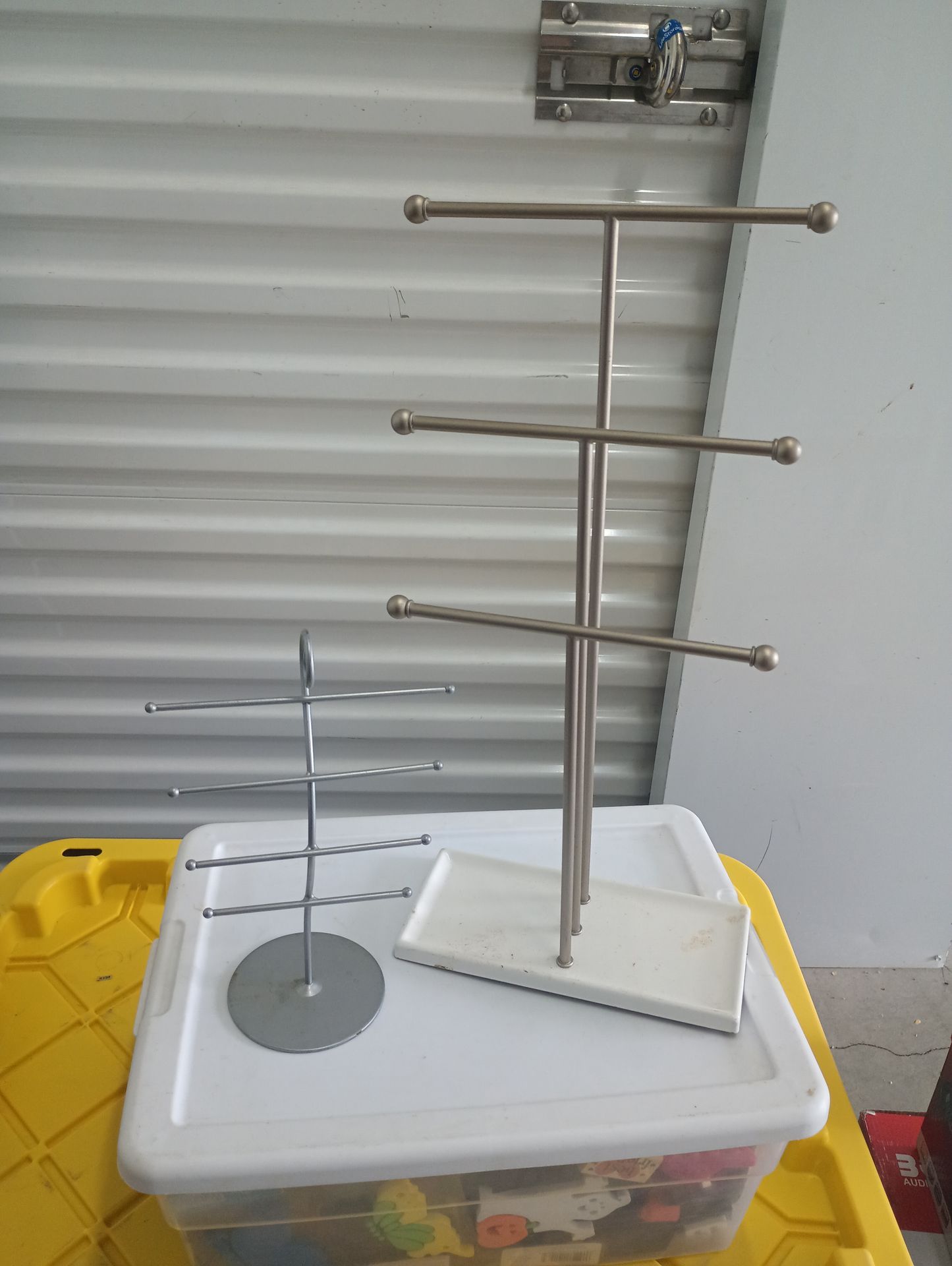 Jewelry holder display