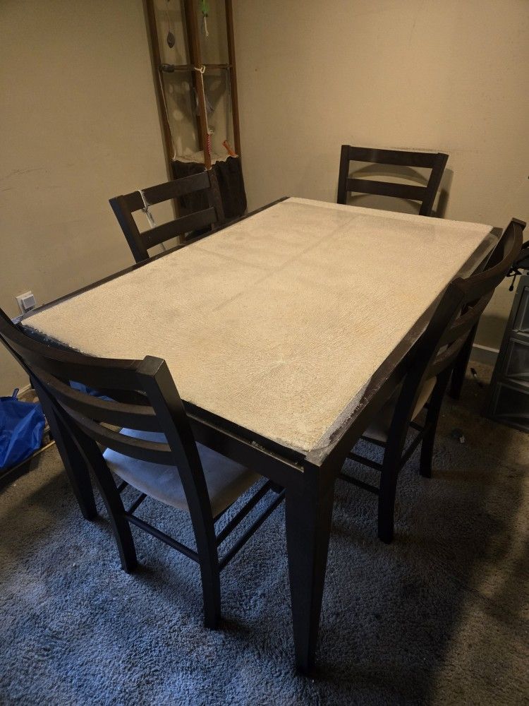Dining Table And Chairs, Extendable, You Load (Read Description)