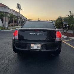 Black Chrysler 300s