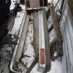 85 Chevy S10 Blazer Front And Rear Bumpers And Rad Support Very Good Condition 