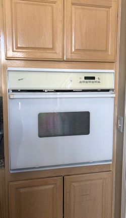 White magic chef in wall oven