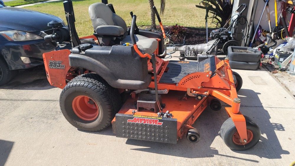 61" BadBoy Outlaw with 36HP