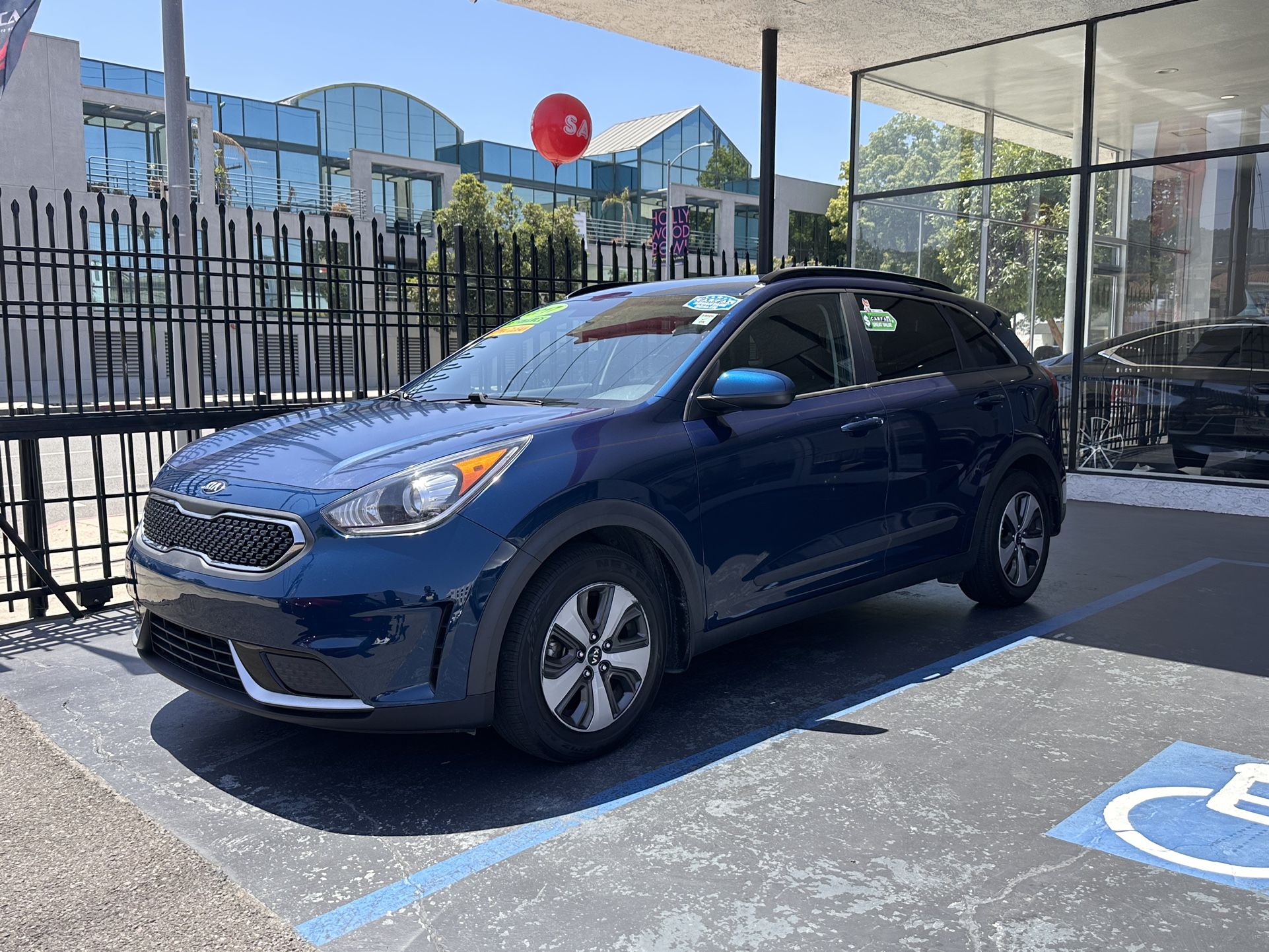 2017 Kia Niro LX