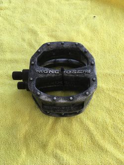 Mongoose Pro Pedals