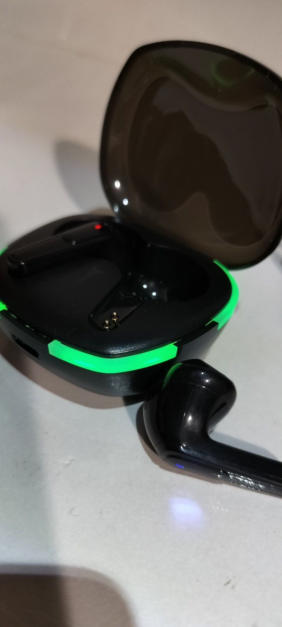 Bluetooth Earbuds