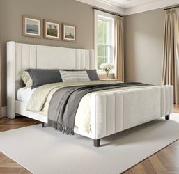 Upholstered Platform Queen Bed