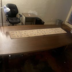 FREE TABLE