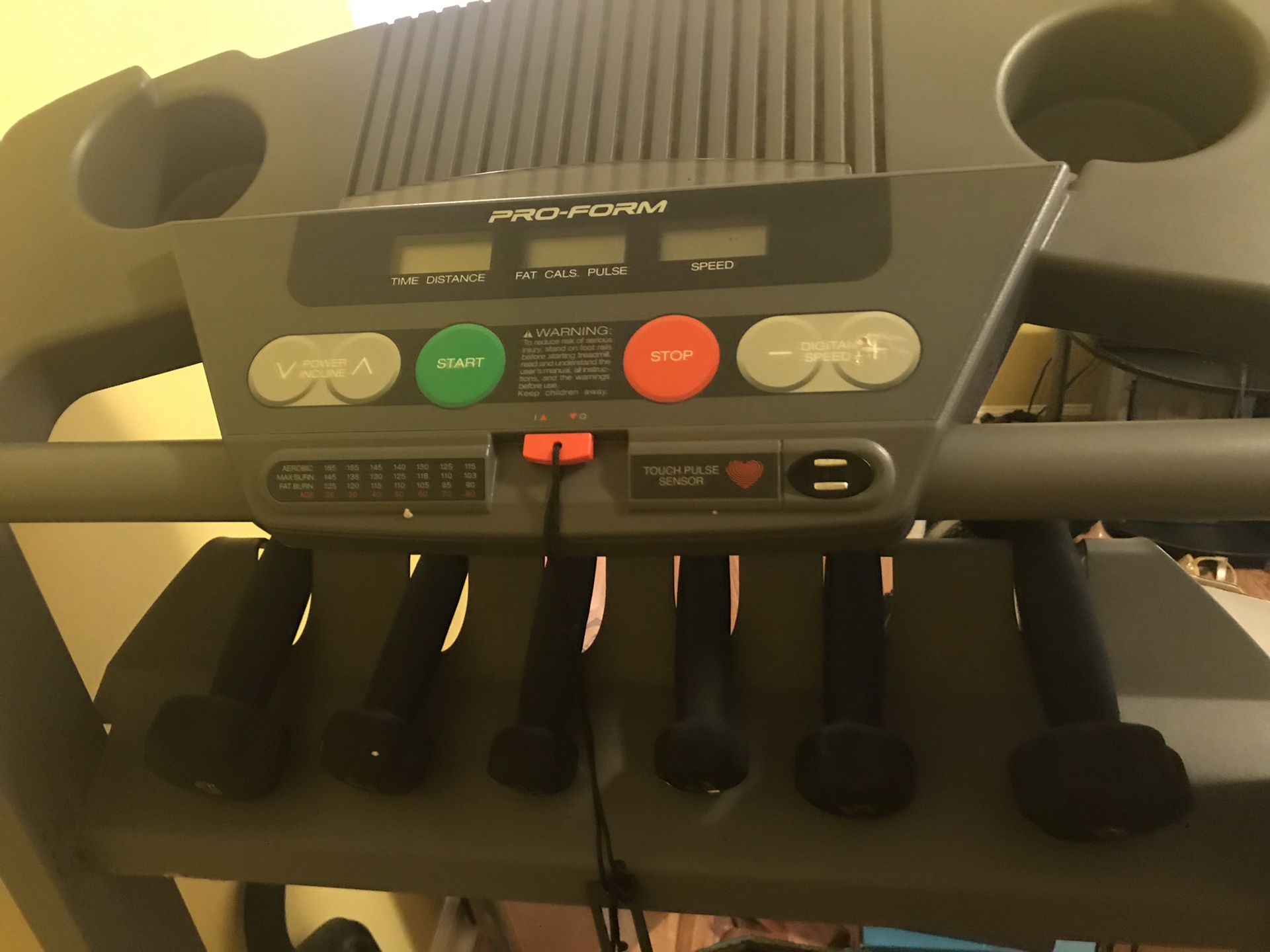 Treadmill - Pro Form 400