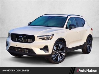 2026 Volvo XC40