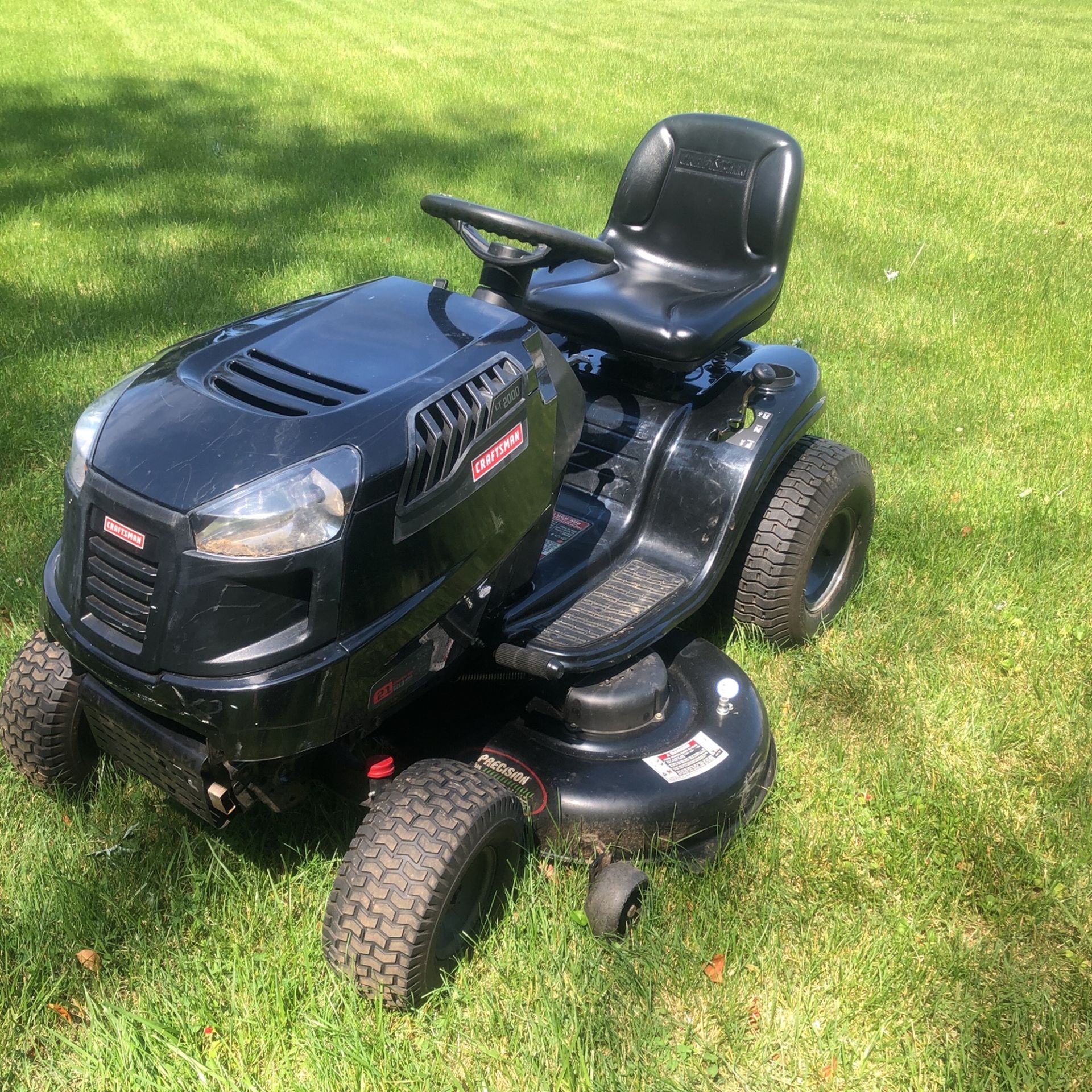Riding Mower Craftsman LT2000