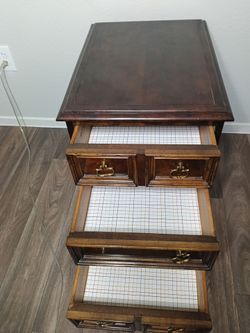 Night stand with door