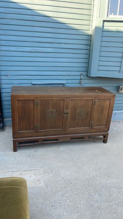 Vintage Chinese cabinet