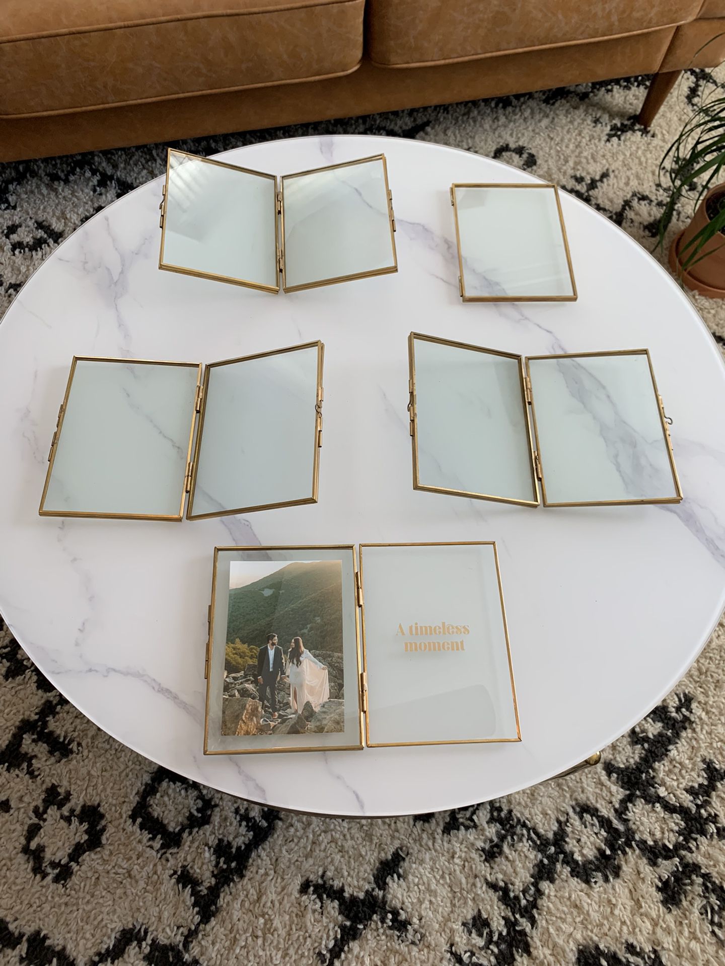 Gold Floating Frames For 4x6 Photos