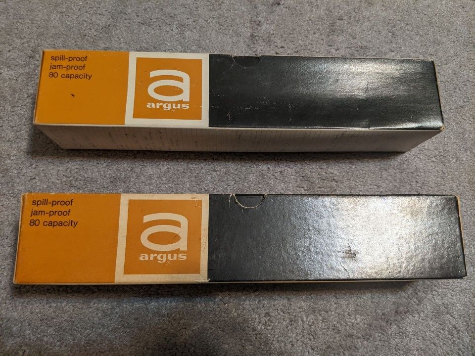 Argus & Keystone 35mm photo slide trays
Lot of 2 Argus 80 capacity and 1 Keystone 40 capacity photo slide trays; Total of 3 trays.
ARGUS 80 Capacit