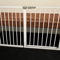 Baby/Pet Gate