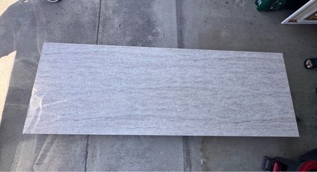 Desktop Table